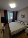 Продава ЕТАЖ ОТ КЪЩА, град Шумен, Център • 210000 € • 19706147 — Holmes.bg