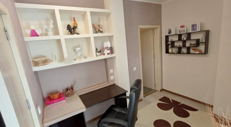 À venda  Casa Sofia , Tchepinci , 207 m² | 27016075 - imagem [6]