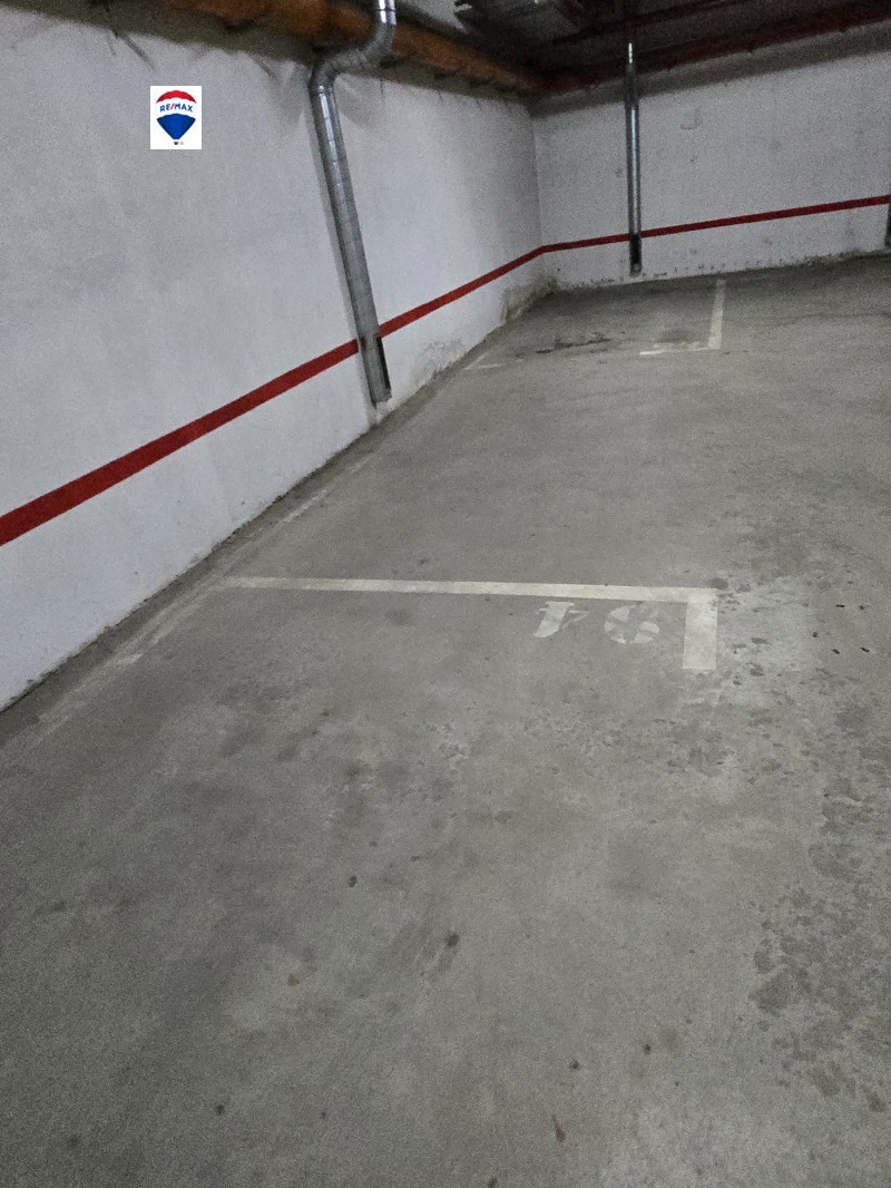 Til salg  Parkeringsplads Plovdiv , Yuzhen , 18 kvm | 98744443