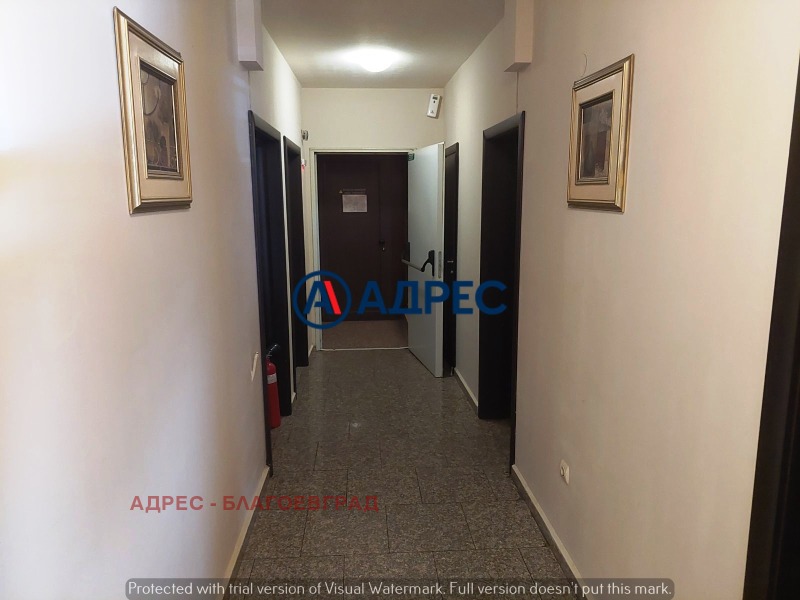 Продава ХОТЕЛ, гр. Благоевград, Освобождение, снимка 2 - Хотели - 52709110