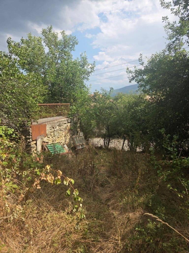 Продава ПАРЦЕЛ, с. Горна Брестница, област Кюстендил, снимка 2 - Парцели - 55901001