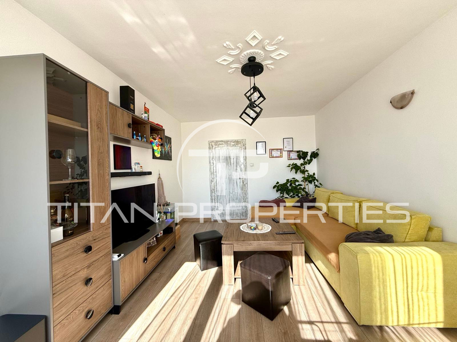 Продава 3-СТАЕН, гр. Пловдив, Каменица 1, снимка 2 - Апартаменти - 51275936