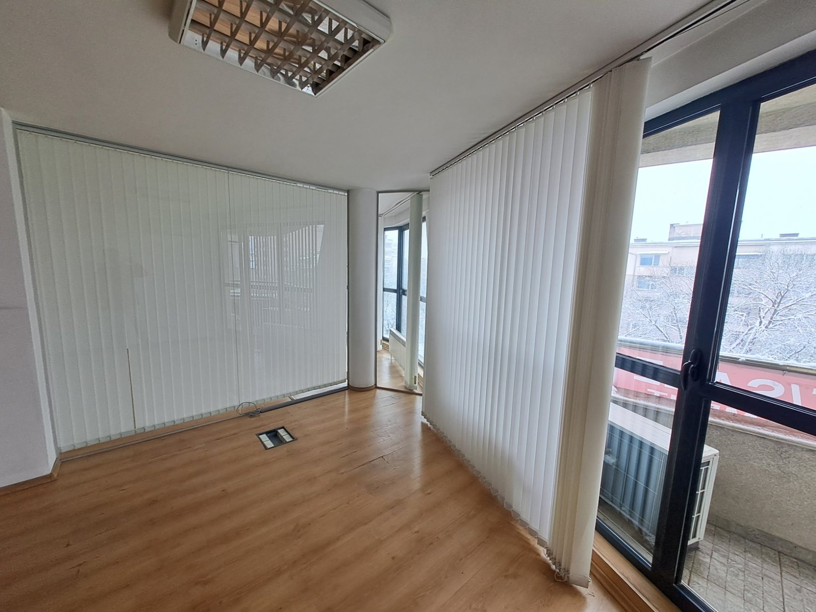 Продава 4-СТАЕН, гр. София, Иван Вазов, снимка 5 - Апартаменти - 54970360
