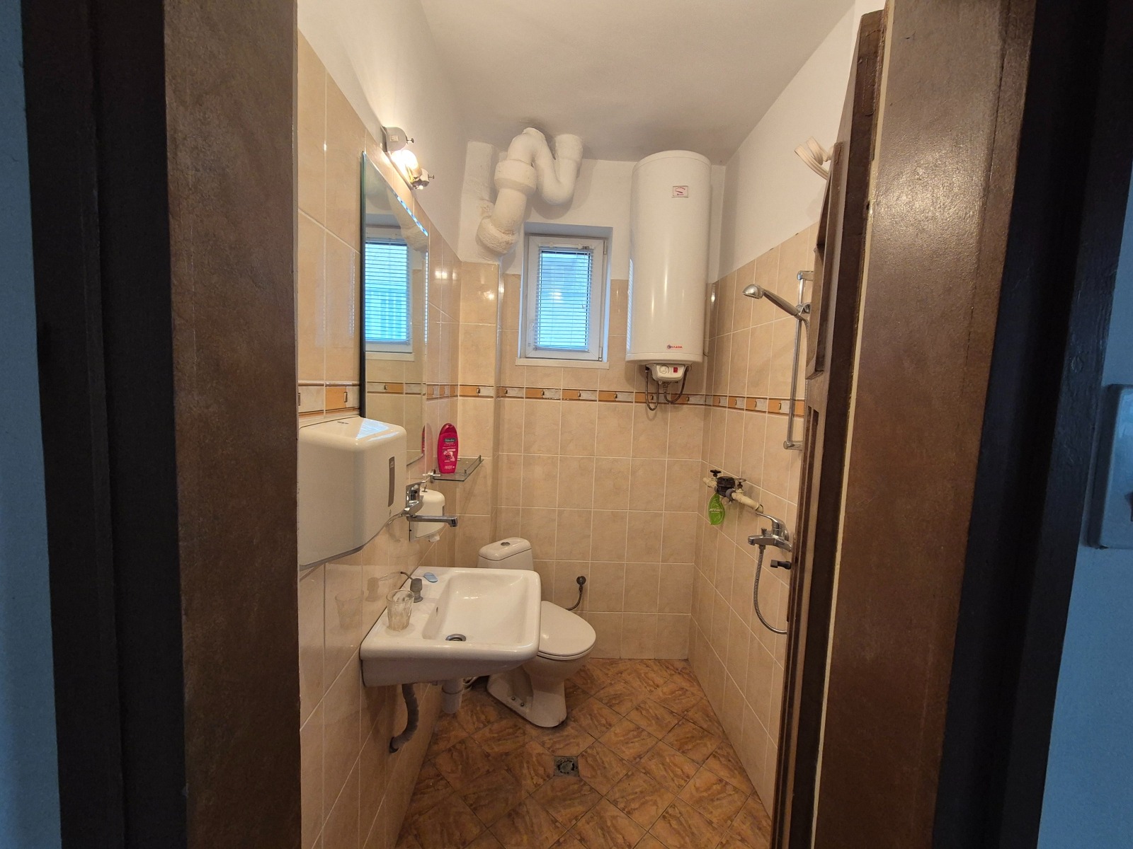 Продава ОФИС, гр. Велико Търново, Център, снимка 6 - Офиси - 55006524