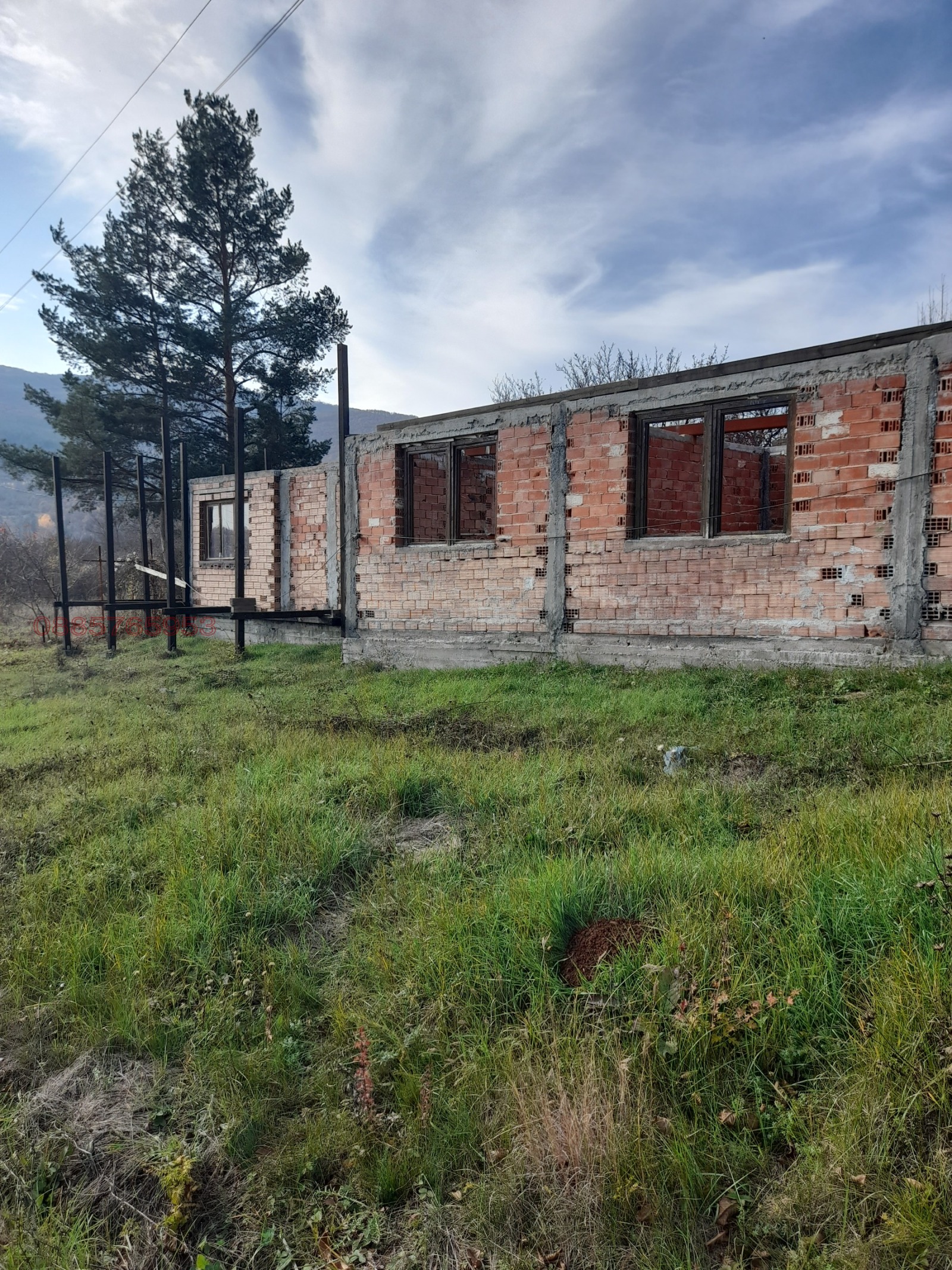 Продава КЪЩА, с. Светля, област Перник, снимка 2 - Къщи - 54572069