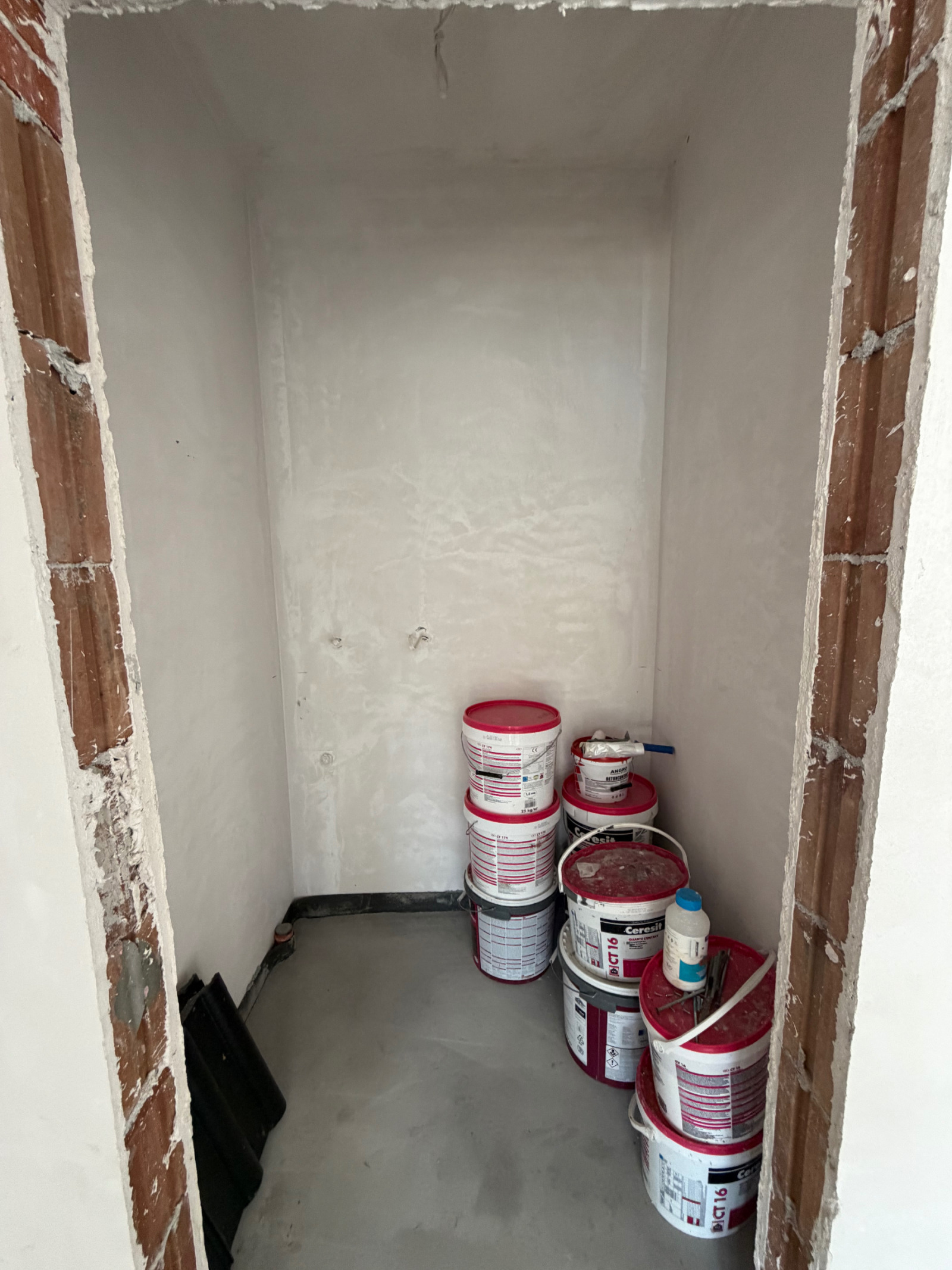 Продава КЪЩА, с. Пролеша, област София област, снимка 15 - Къщи - 56323584