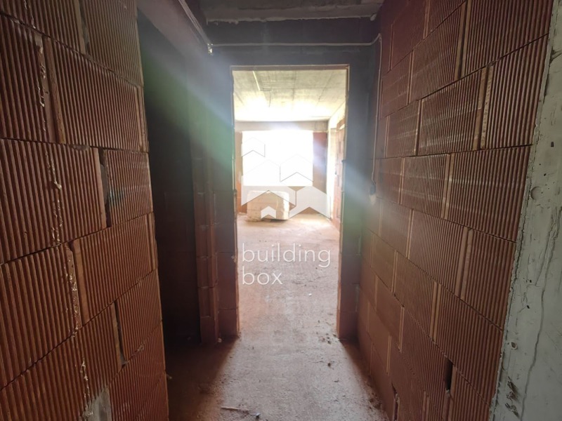 For Sale  1 bedroom Plovdiv , Yuzhen , 80 sq.m | 82704754 - image [8]