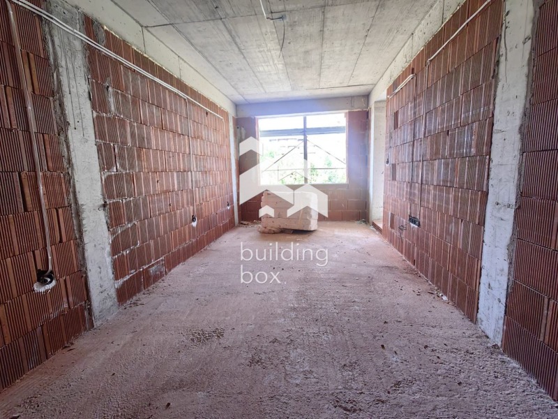 For Sale  1 bedroom Plovdiv , Yuzhen , 80 sq.m | 82704754 - image [2]
