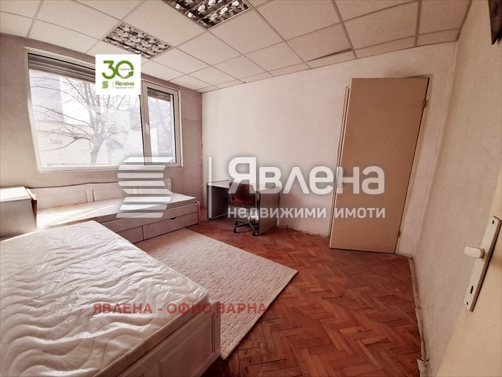 Продава 3-СТАЕН, гр. Варна, Колхозен пазар, снимка 2 - Aпартаменти - 47599313