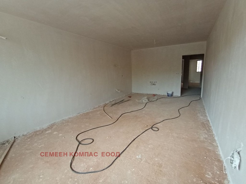 À vendre  2 chambres Plovdiv , Hristo Smirnenski , 1500 m² | 38739340
