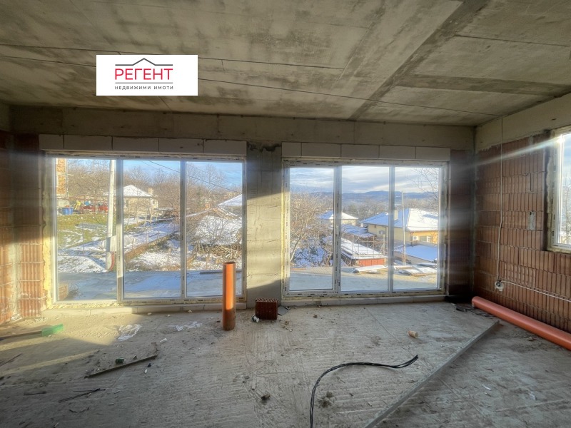 Продава КЪЩА, гр. Габрово, Център, снимка 2 - Къщи - 53172114