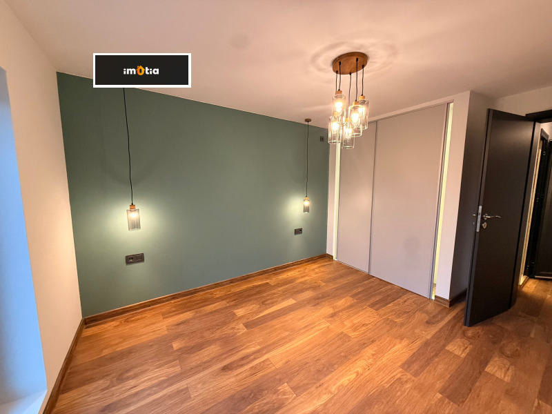 Продава КЪЩА, гр. Троян, област Ловеч, снимка 9 - Къщи - 53386319