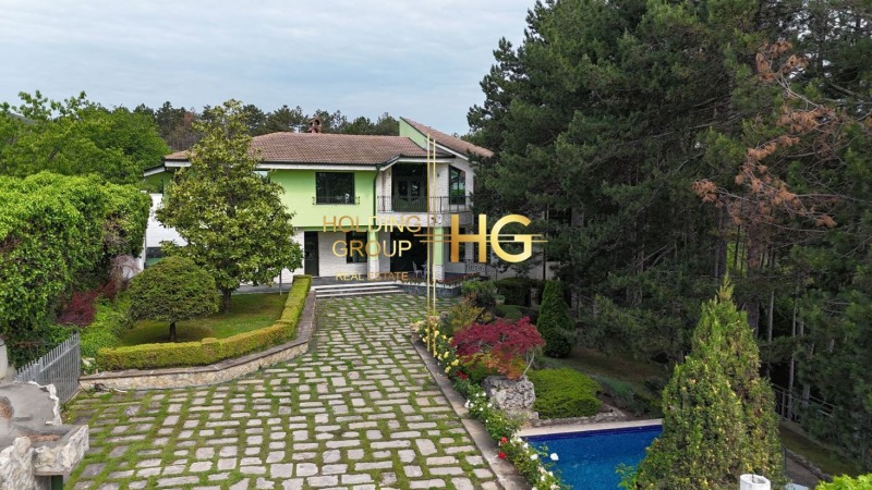 Продава КЪЩА в град Варна, м-т Долна Трака - 441 кв.м / 650 000 € » 1 271 289.50 лв., ХОЛДИНГ ГРУП