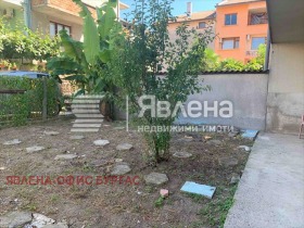 Обява продава етаж от къща, гр. Приморско, област Бургас