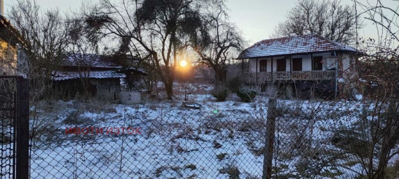 Продава КЪЩА, с. Витановци, област Перник, снимка 3 - Къщи - 52691744