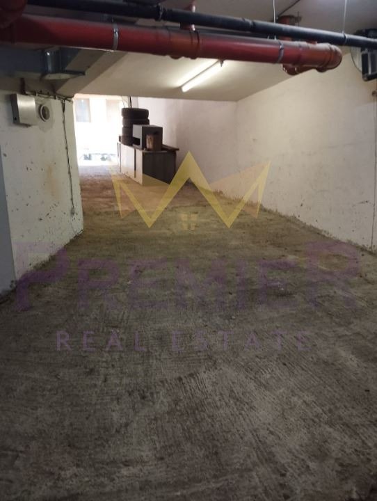 Продава ГАРАЖ, ПАРКОМЯСТО, гр. Варна, Лятно кино Тракия, снимка 4 - Гаражи и паркоместа - 53122451