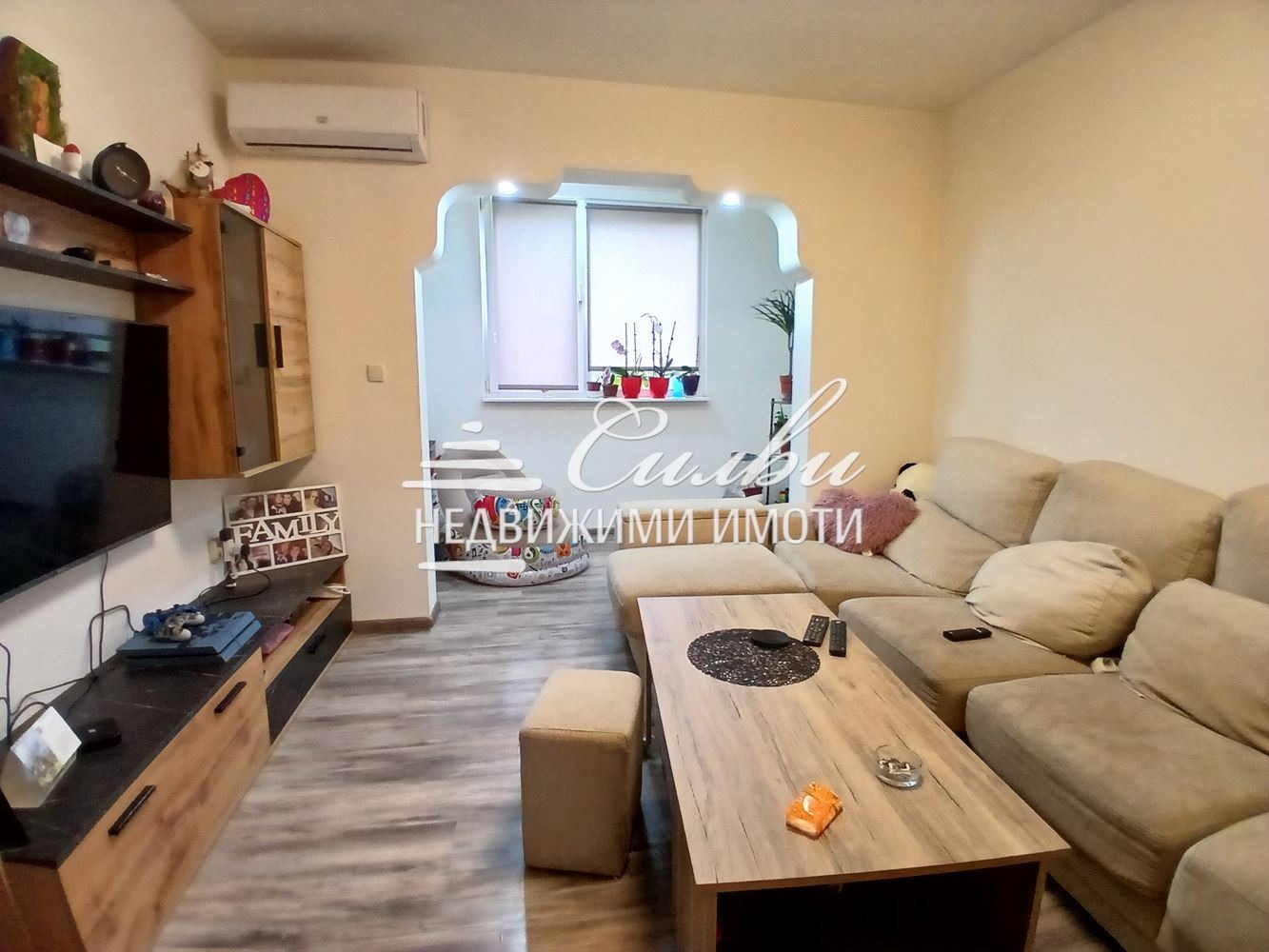 Продава МНОГОСТАЕН, гр. Шумен, Тракия, снимка 2 - Апартаменти - 52602354