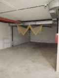 Продава ГАРАЖ, ПАРКОМЯСТО, град Варна, Лятно кино Тракия • 185000 € / 361828.55 лв. • 17461776 2