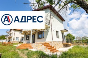 Дом Равна гора, область Варна