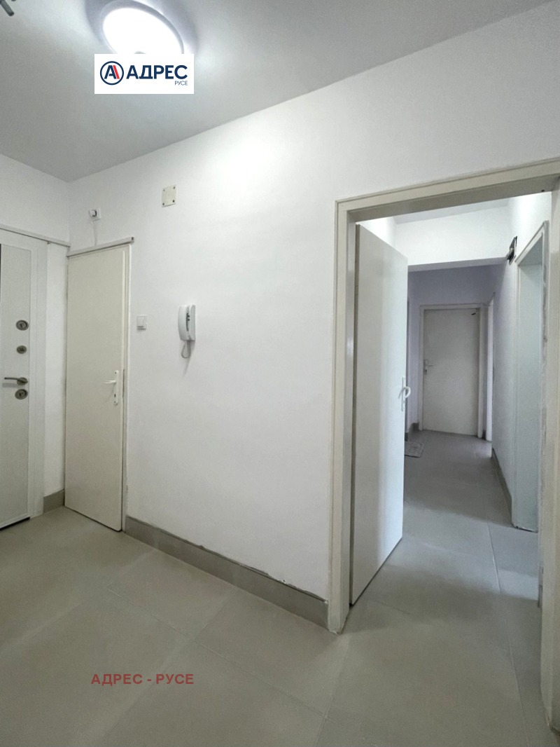 Продава  3-стаен град Русе , Широк център , 98 кв.м | 74791879 - изображение [10]