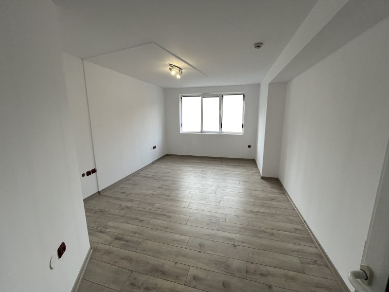 Продава 3-СТАЕН, гр. Казанлък, област Стара Загора, снимка 4 - Апартаменти - 53032107