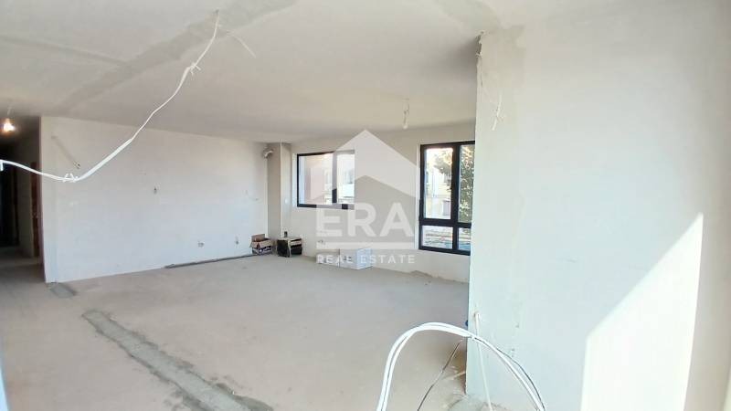 Продава  4-стаен град Варна , к.к. Св.Св. Константин и Елена , 157 кв.м | 76771736 - изображение [3]