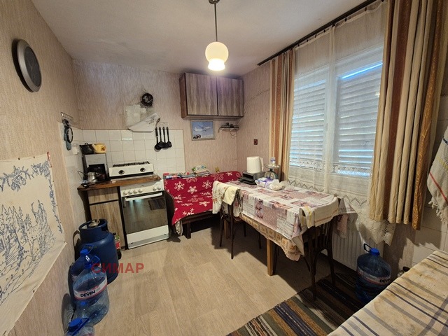 Te koop  Huis regio Pernik , Rebro , 172 m² | 30753133 - afbeelding [8]