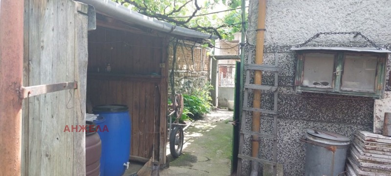 Продава КЪЩА, с. Сестримо, област Пазарджик, снимка 11 - Къщи - 52678180