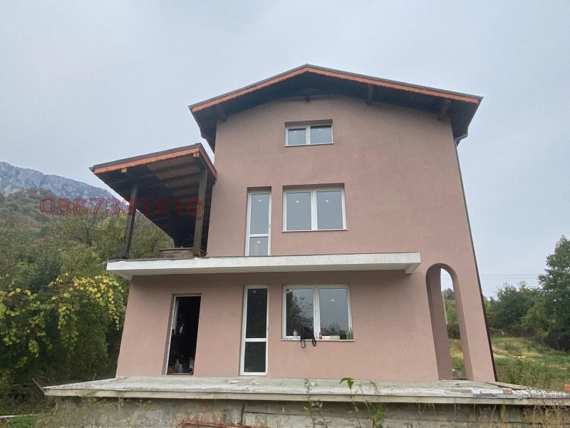 Продава КЪЩА, с. Лютиброд, област Враца