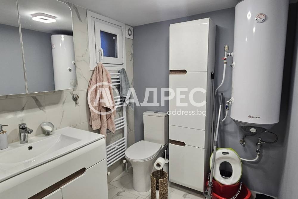 Продава КЪЩА, с. Вакарел, област София област, снимка 11 - Къщи - 53603042