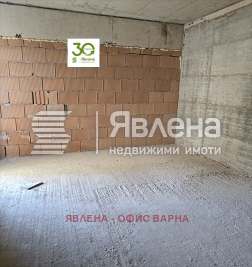 Продава 3-СТАЕН, гр. Варна, Колхозен пазар, снимка 3 - Aпартаменти - 47347762