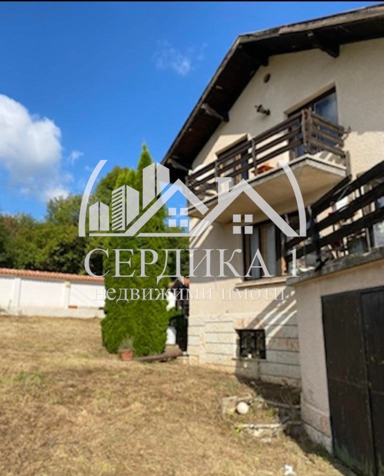 Продава КЪЩА, с. Ребро, област Перник