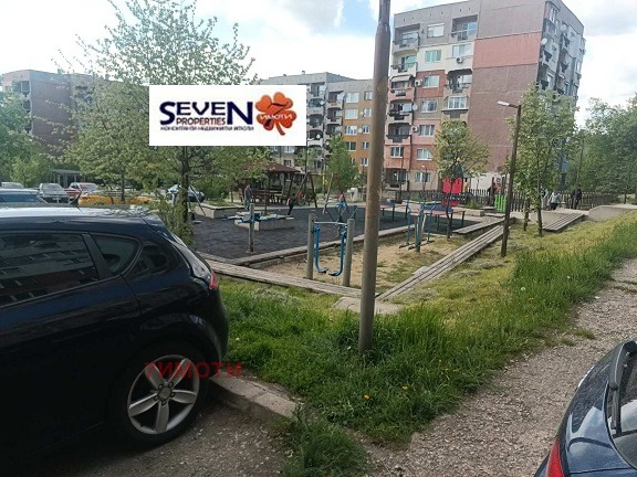 In vendita  1 camera da letto Pernik , Teva , 67 mq | 10372038