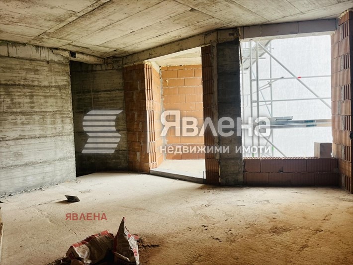 Продава 3-СТАЕН, гр. София, Център, снимка 2 - Апартаменти - 54071821