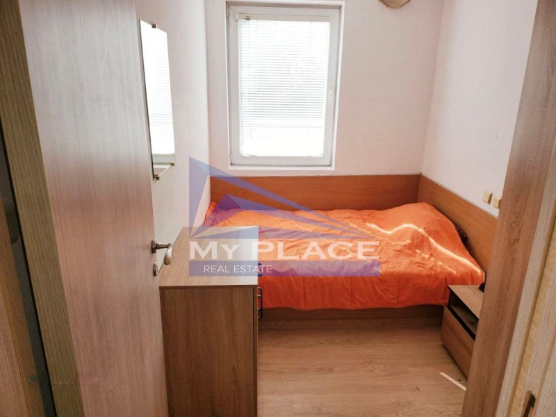 Продава ЕТАЖ ОТ КЪЩА, гр. Шумен, Център, снимка 5 - Етаж от къща - 53562913