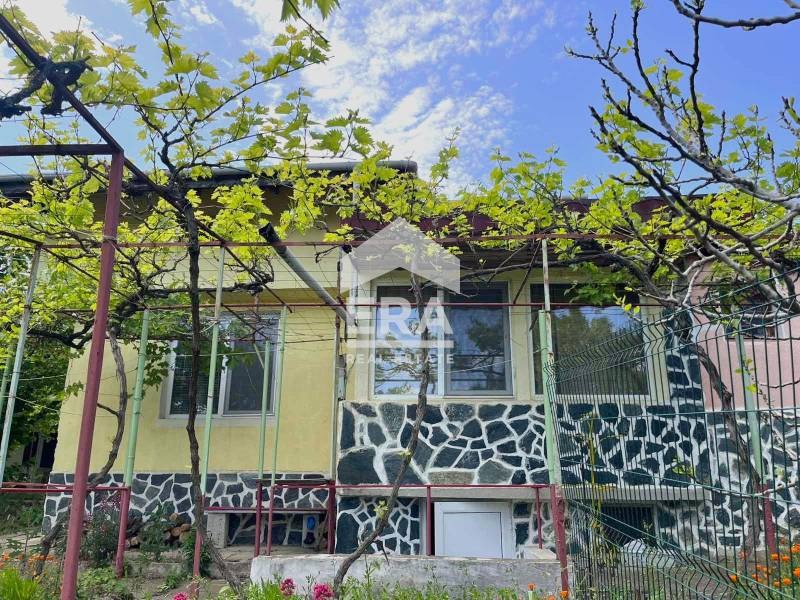 En venta  Casa Varna , Vinitsa , 120 metros cuadrados | 97888548