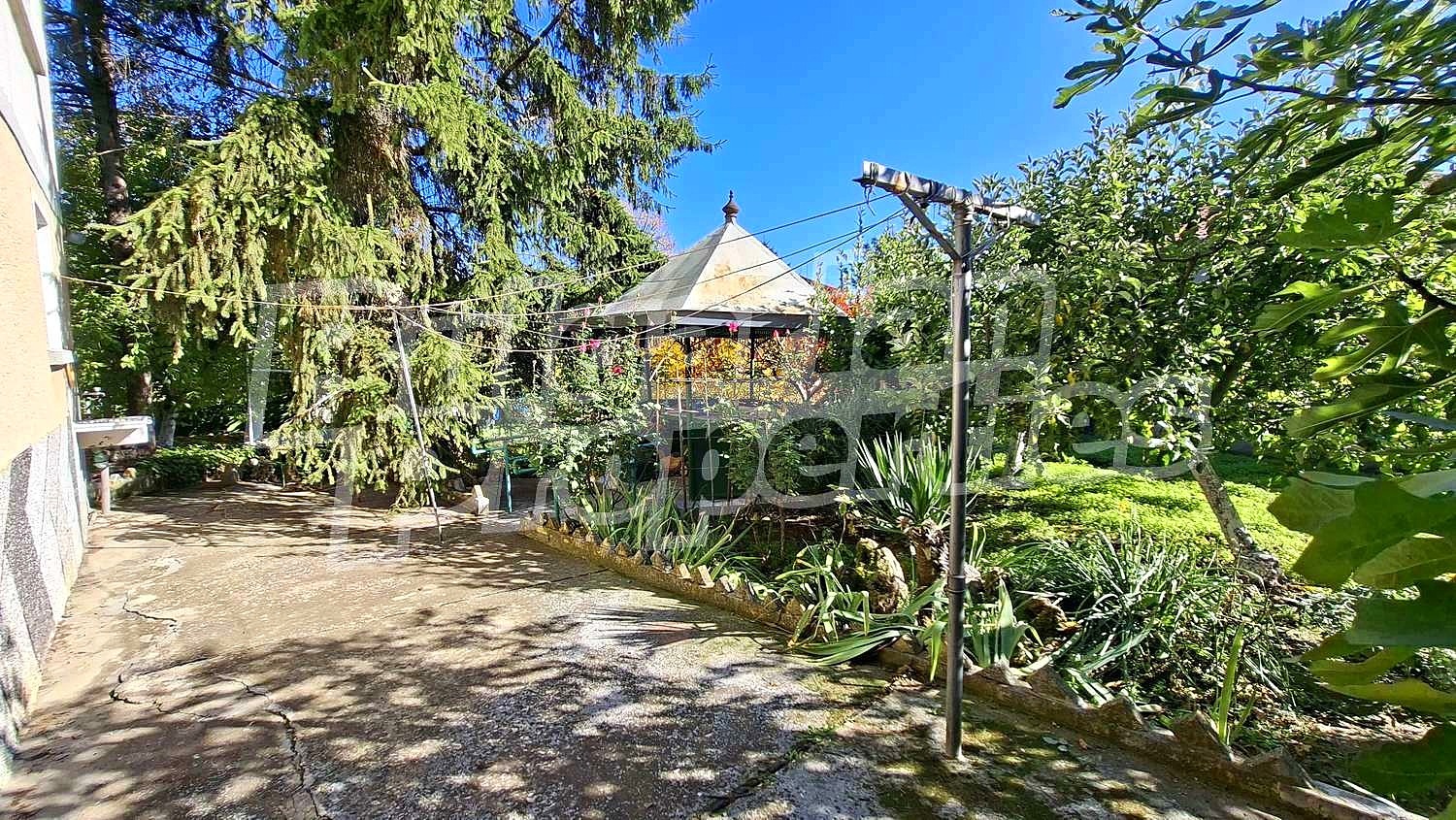 Продава КЪЩА, гр. Бяла, област Варна, снимка 2 - Къщи - 52445544