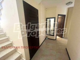 σπίτι Βαλτσηκ, περιοχή Dobrich 8