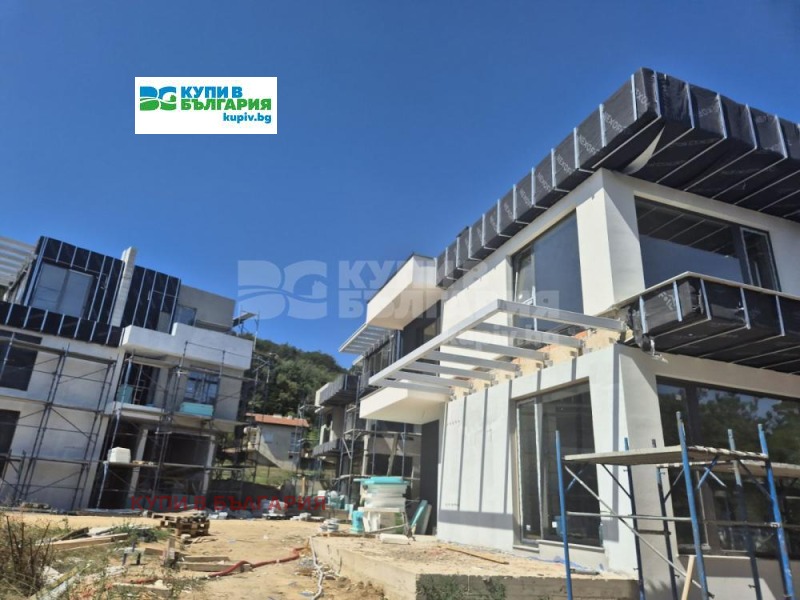 Продава КЪЩА, гр. Варна, м-т Долна Трака, снимка 4 - Къщи - 44399947