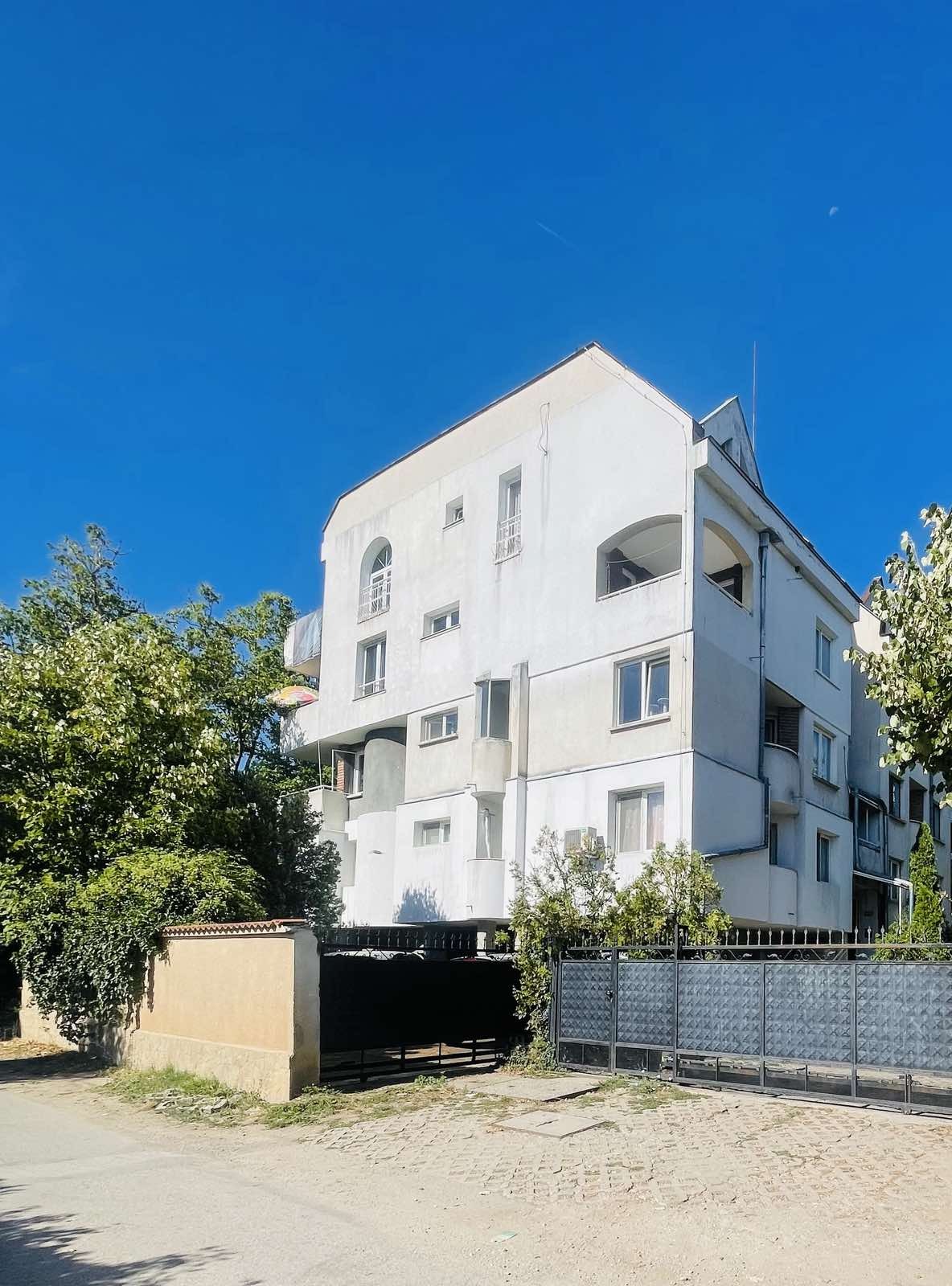 Продава МНОГОСТАЕН, гр. София, Горубляне