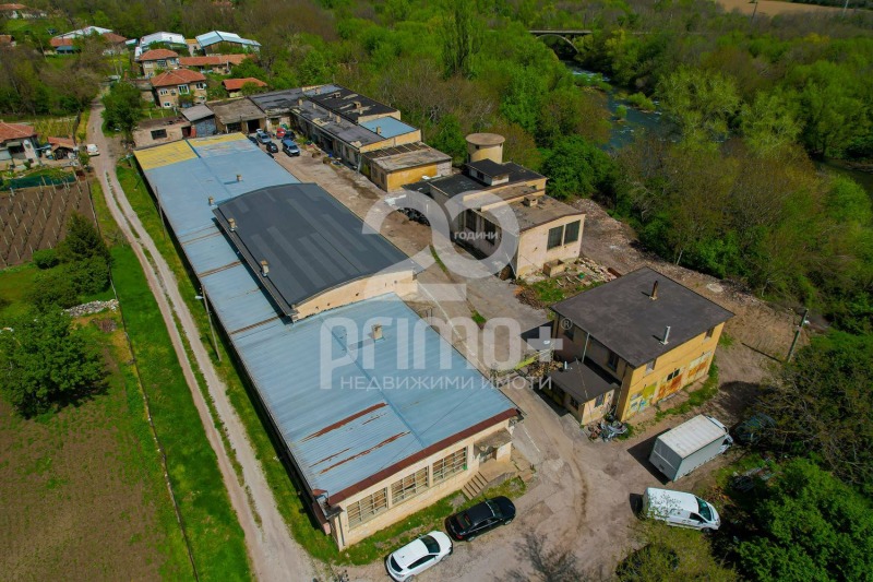 Продава ПРОМ. ПОМЕЩЕНИЕ в област Велико Търново, с. Самоводене - 1100 кв.м / При запитване, ПРИМО+ВЕЛИКО ТЪРНОВО