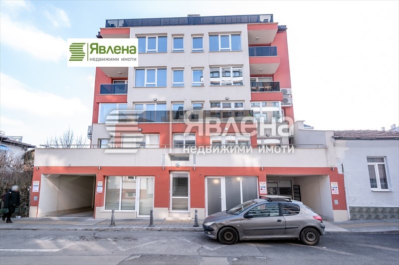 Продава 3-СТАЕН, гр. София, Център, снимка 1 - Aпартаменти - 49240049