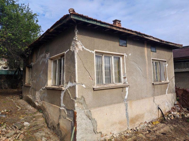 Продава КЪЩА, гр. София, с. Желява