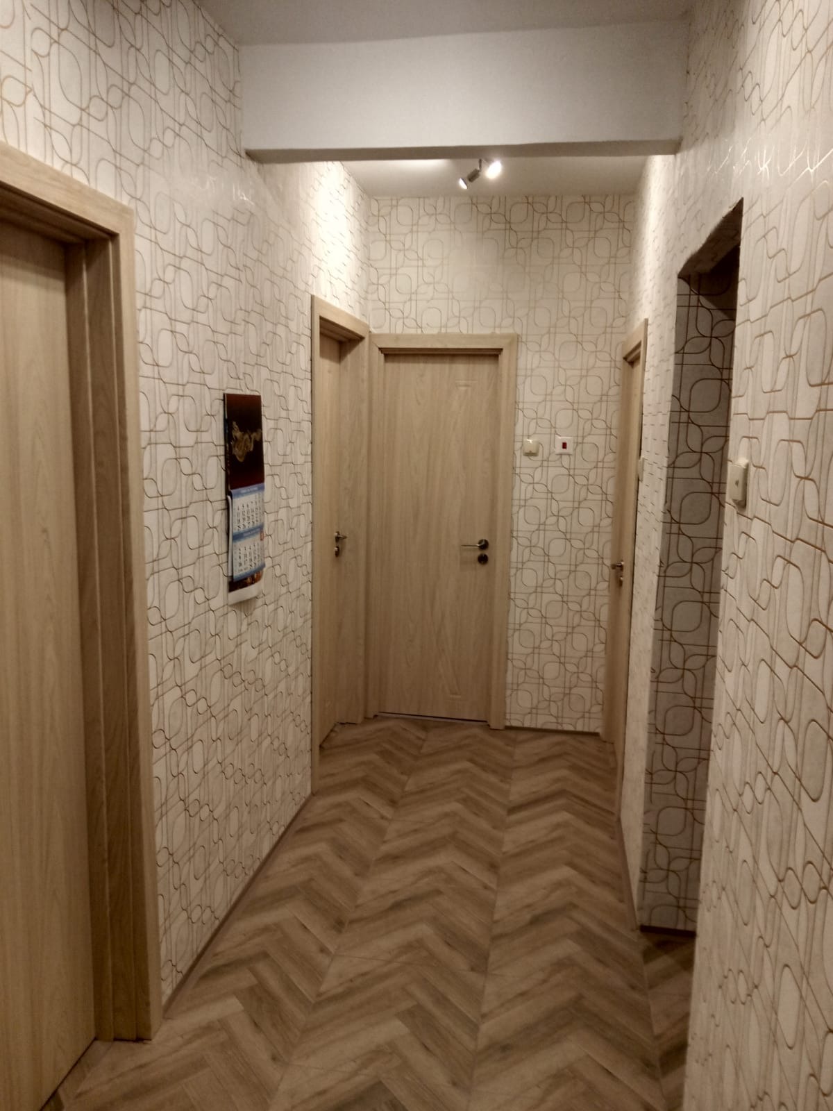 Продава 3-СТАЕН, гр. Благоевград, Широк център, снимка 12 - Апартаменти - 54674079