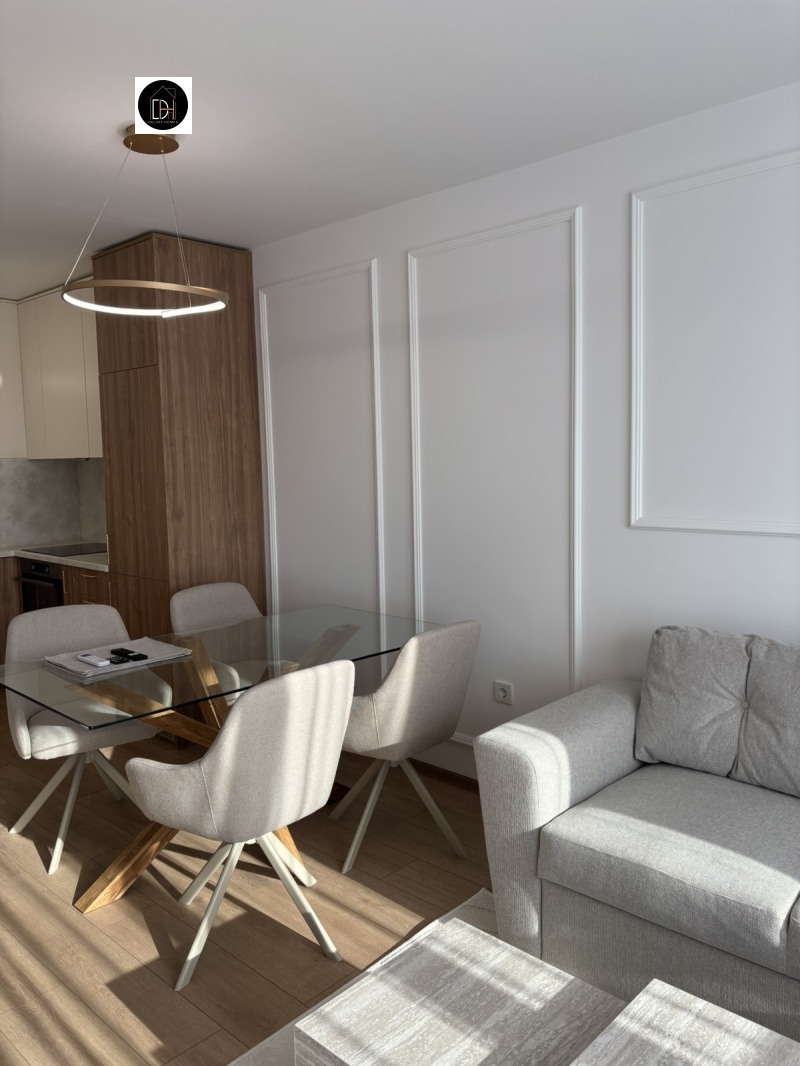 Продава 2-СТАЕН, гр. Пловдив, Остромила