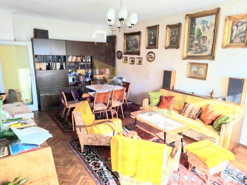 Продава 3-СТАЕН, гр. София, Медицинска академия