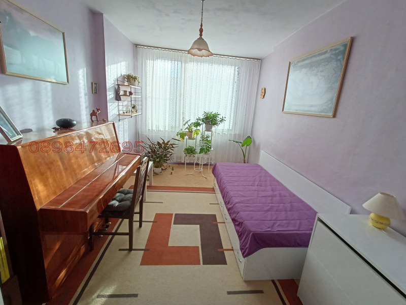 Продава МНОГОСТАЕН, гр. Сливен, Даме Груев, снимка 3 - Апартаменти - 52781394