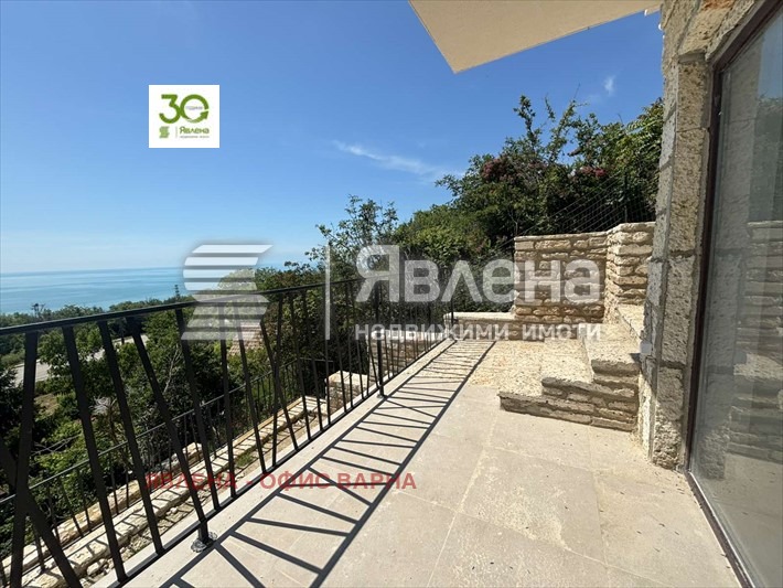 Продава КЪЩА, гр. Балчик, област Добрич