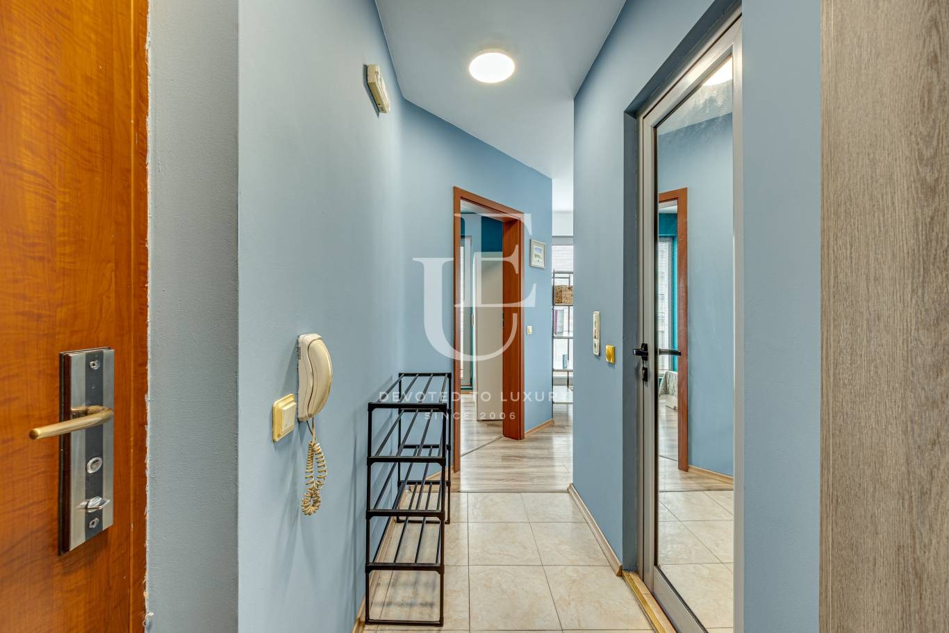 Продава 2-СТАЕН, гр. София, Център, снимка 4 - Апартаменти - 53980457