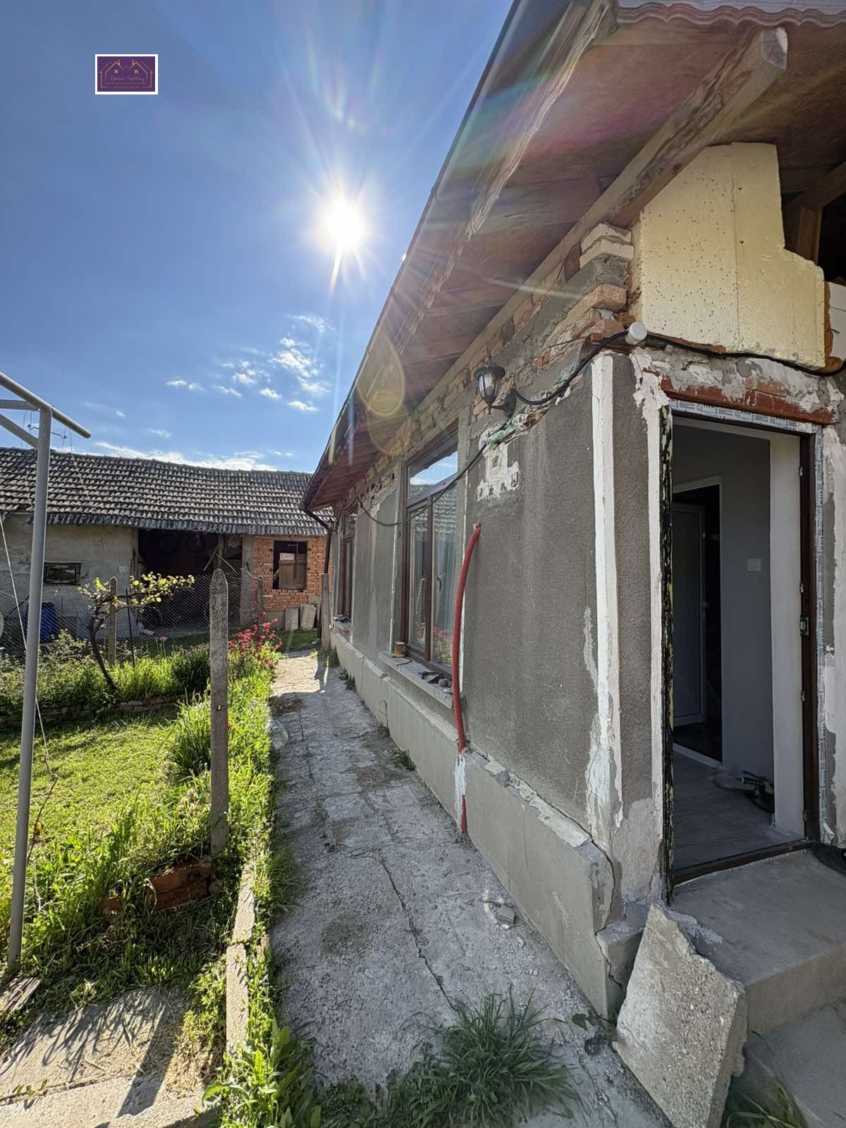 Продава КЪЩА, с. Червена вода, област Русе, снимка 8 - Къщи - 54452196
